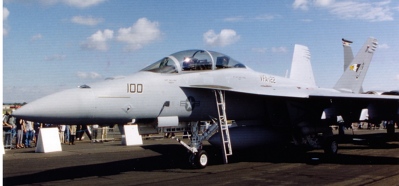 Mehrzweckkampfflugzeug F/A-18E/F Super Hornet