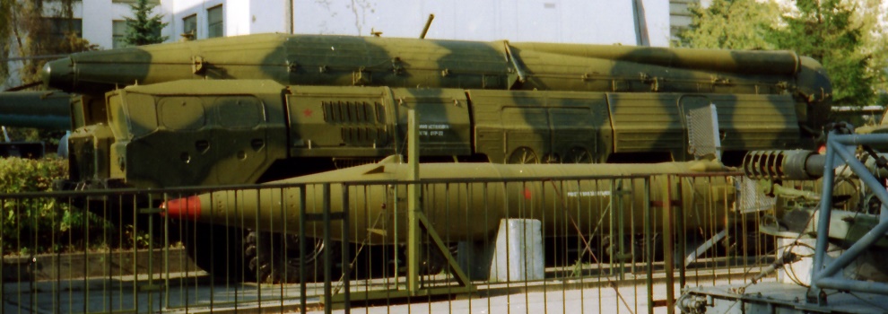 Read more about the article Nichtstrategische Nuklearwaffen im sowjetischen und im russischen Heer